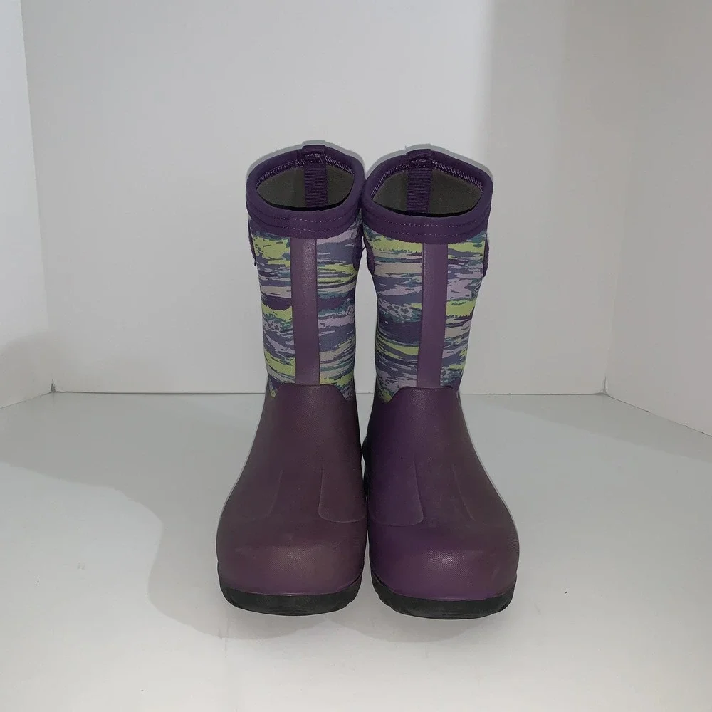 Bogs Neo-Classic Sunset Boots Kids Size 2 Purple Camo Print Waterproof Winter